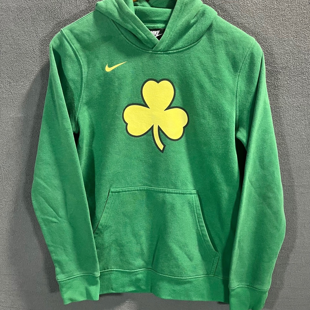 Nike Kids Green Shamrock Pullover Hoodie Sweatshirt Size Large 14-16 St Patricks